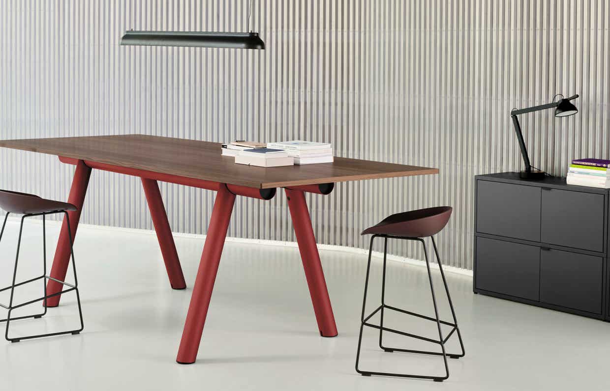 hay-boa-high-table-wb-lacquered-walnut-tabletop-barn-red-powder-coated-frame-pa-frame-1240.jpg